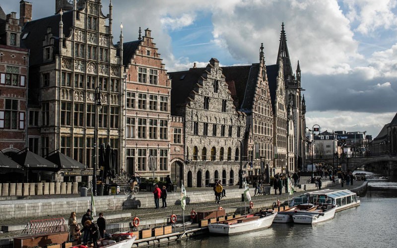 A list of virtual tours to visit Belgium from the comfort of your couch